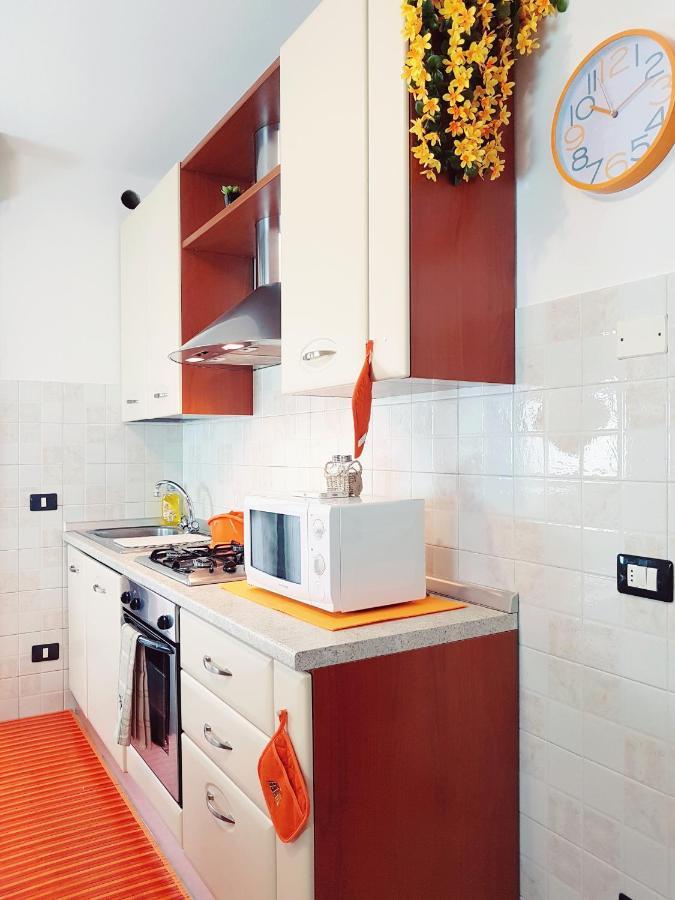 Guest Holiday Filangieri 1 Reggio nell'Emilia Exterior foto