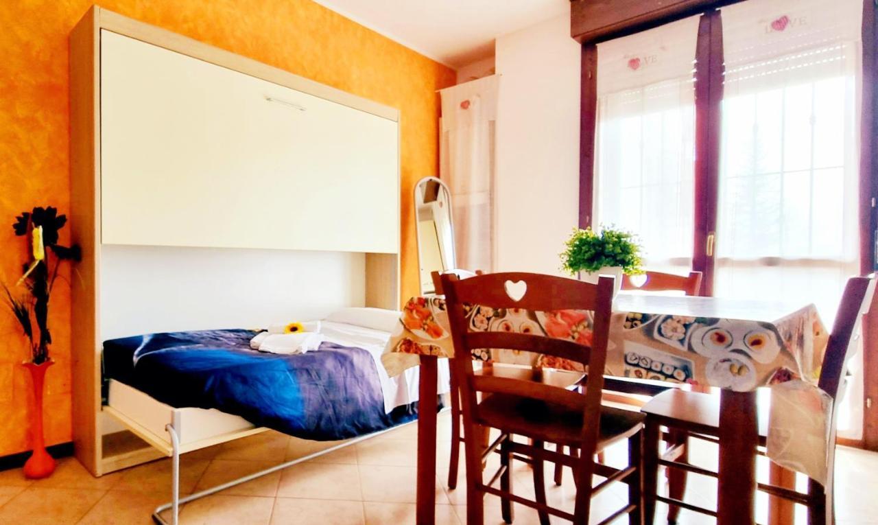 Guest Holiday Filangieri 1 Reggio nell'Emilia Exterior foto